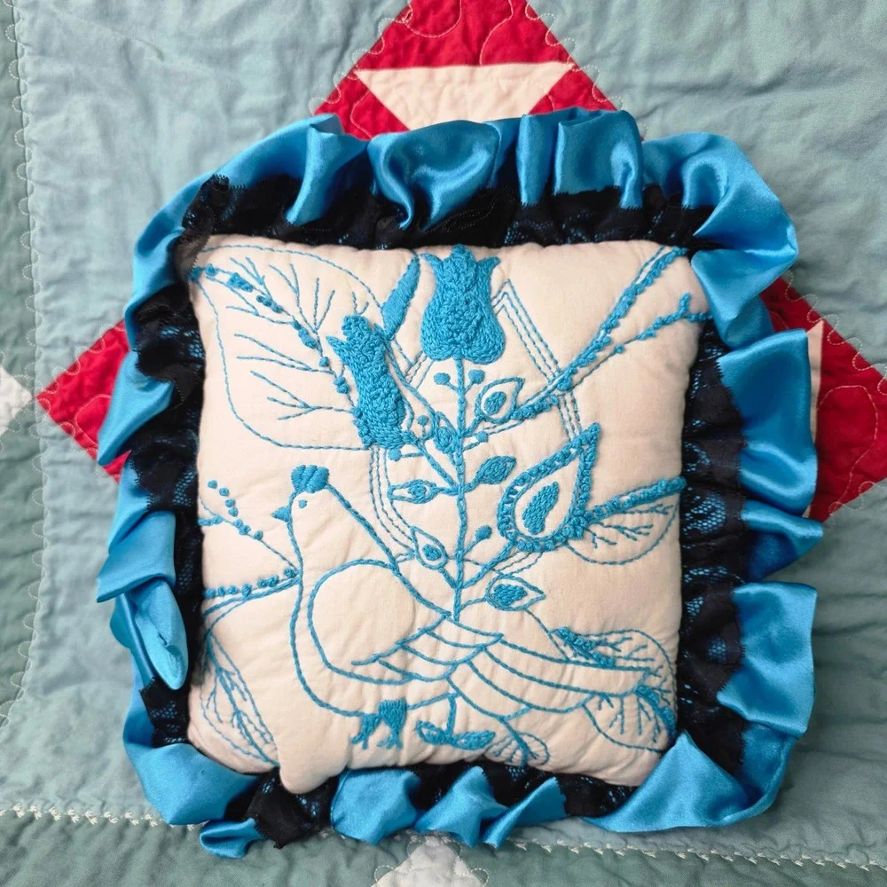Vintage Handmade Blue Bird Crewel Embroidered Decorative Throw Pillow Turquoise